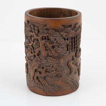 A brusch stand, Bamboo, late Qing Dynasty, around 1900.