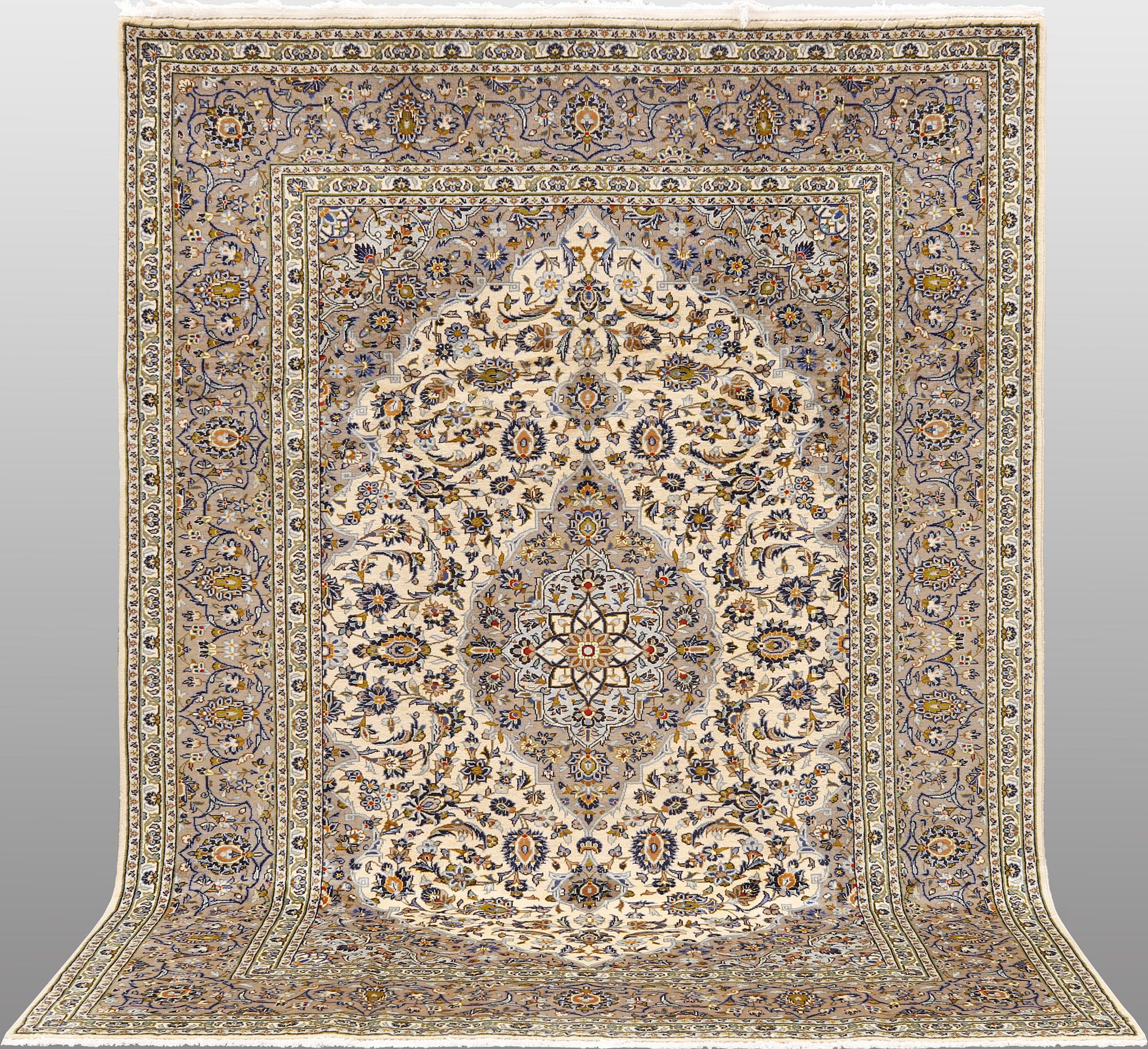 Carpet, Keshan, 293 x 210 cm.