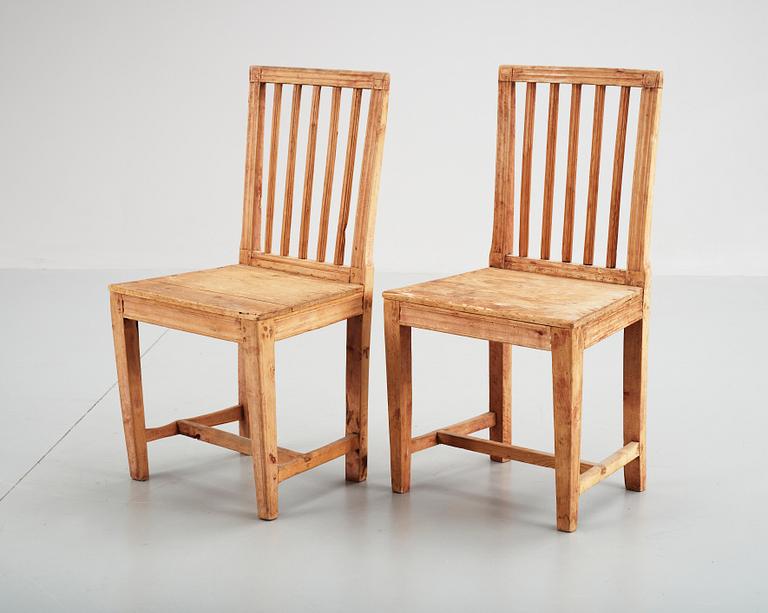 STOLAR, ett par, allmoge, s.k. "Leksandmodell" 1800-talets första hälft.