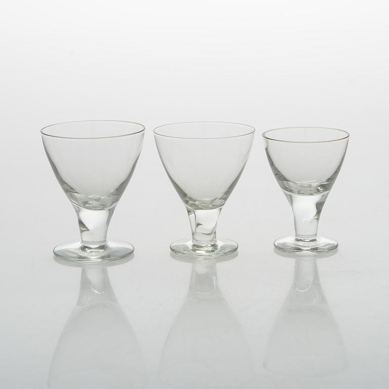Gunnel Nyman, A set of eight 'GN 46' drinking glasses for Nuutajärvi.Notsjö. In production 1949-1969.