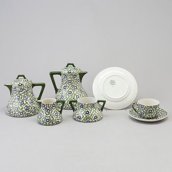 A Villeroy & Boch part coffee and tea service (14 pc).