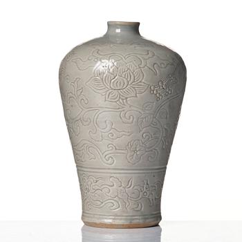 A white glazed Meiping vase, Qing dynasty, 18th century.