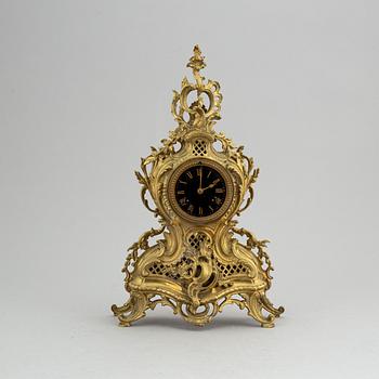 BORDSPENDYL, rokokostil, 1900-talets första hälft.