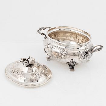 Axel Salomonsen (1933-1977), terrin med lock, sterling silver, Danmark, med Svenska importstämplar.
