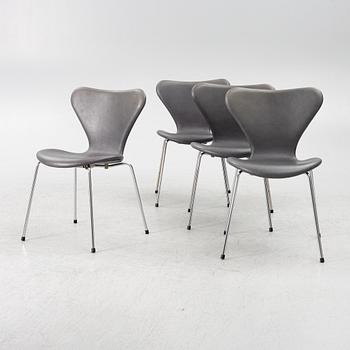 Arne Jacobsen, Stolar, 4 st, "Sjuan", Fritz Hansen, Danmark.