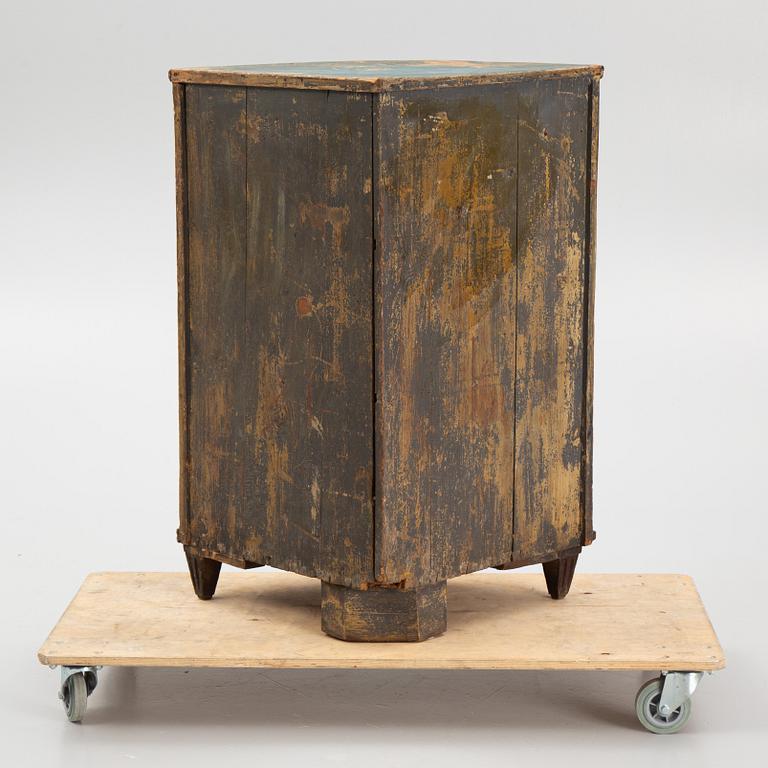 Corner cabinet, lower section, 19th century.