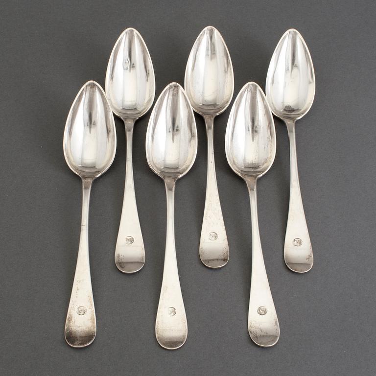 A SET OF SIX SILVER TABLE SPOONS, by Friedrich Petschler, Göteborg 1815.
