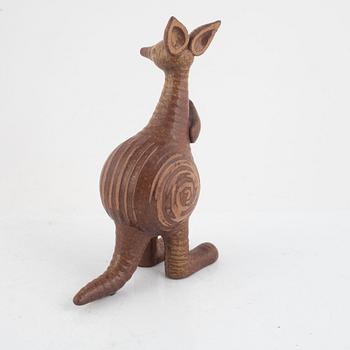 Lisa Larson, figurin i två delar, "Känguru", Gustavsberg, i produktion 1966-1979.