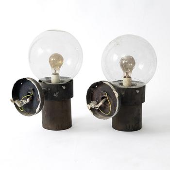 Anders Pehrson, Wall lights/façade lighting, a pair, “King”, Ateljé Lyktan, 1973.