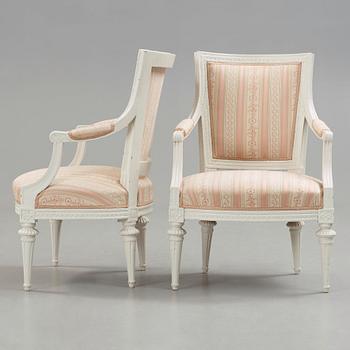 KARMSTOLAR, ett par. Gustavianska stockholmsarbeten, 1700-talets slut.