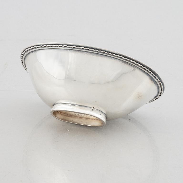 Eric Råström, bowl, silver, CG Råström, Stockholm 1966.