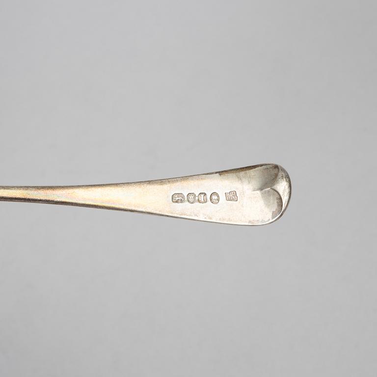 Six silver spoons, including Alice & George Burrows II, och Thomas Dicks, London, 1804-1823.