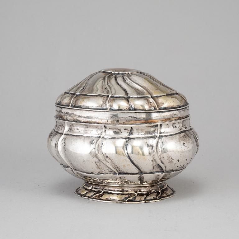 A silver sugar box, fantasy stamps, 19th / 20th century.