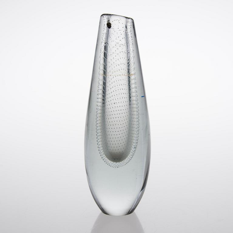 A glass vase signed G. Nyman, Nuutajärvi Notsjö -54.