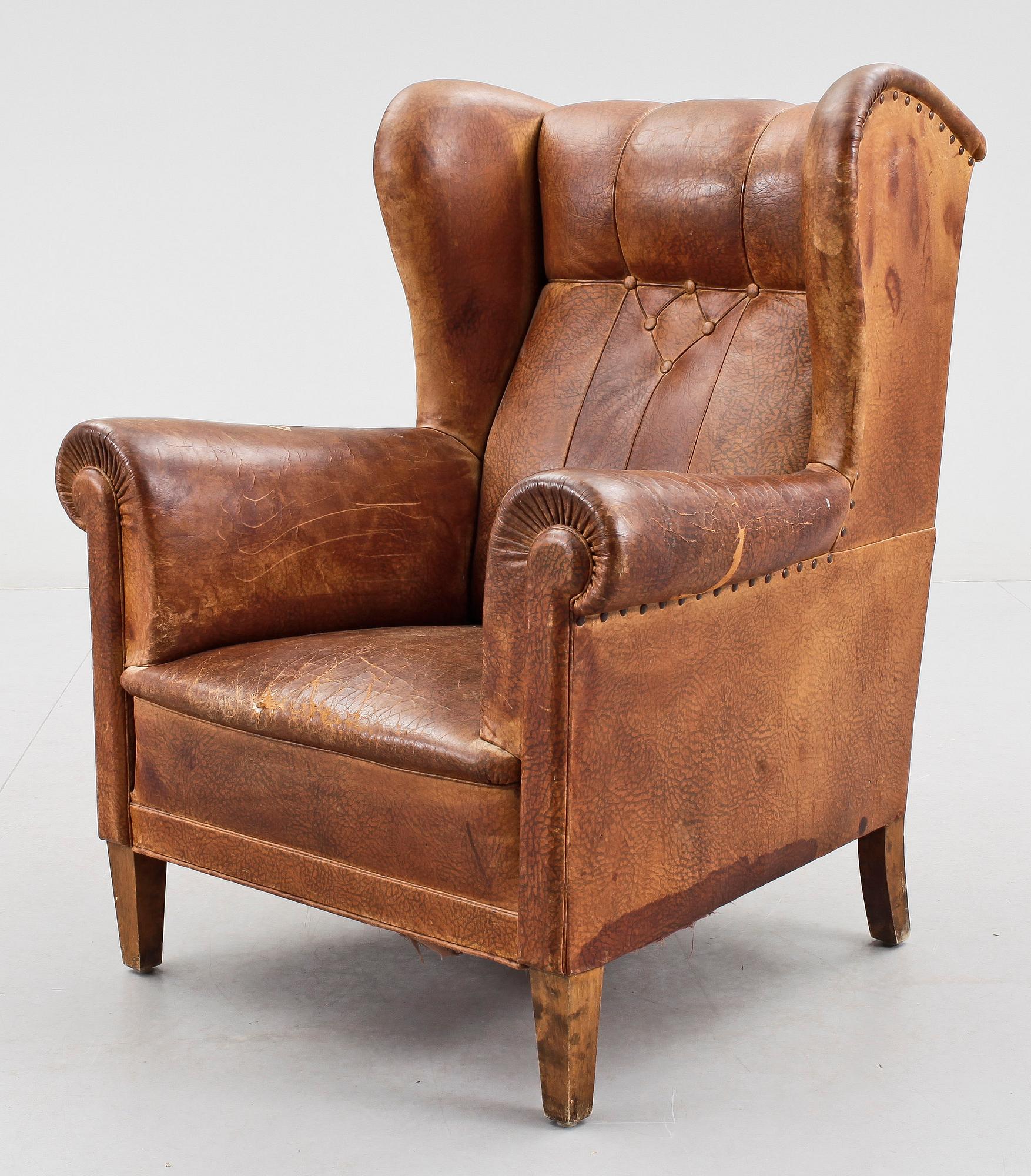 ÖRONLAPPSFÅTÖLJ, 1900-talets början.