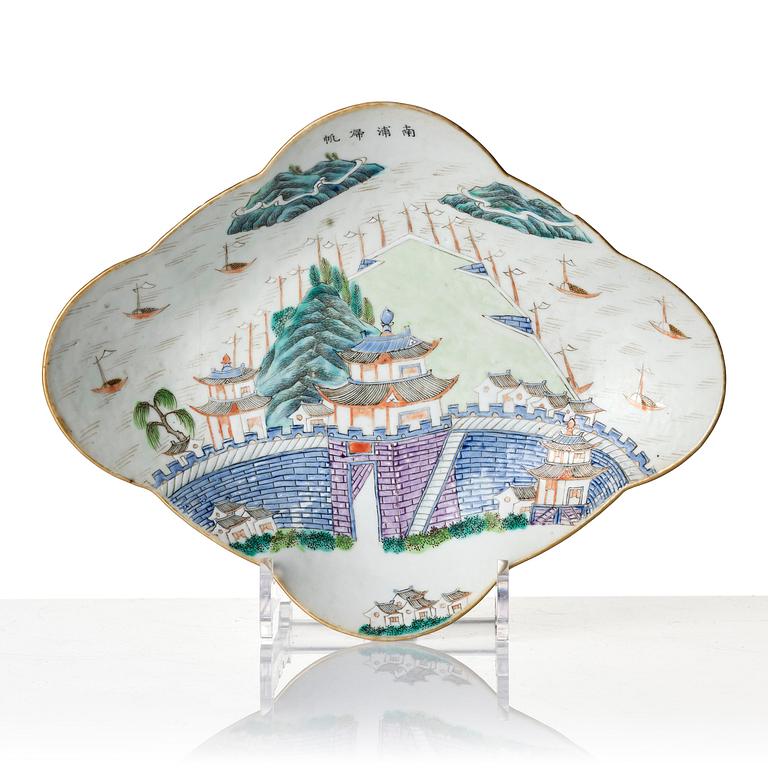 A group of three famille rose dishes, late Qing dynasty.