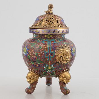 A Chinese cloisonné tripod censer, late Qing dynasty.
