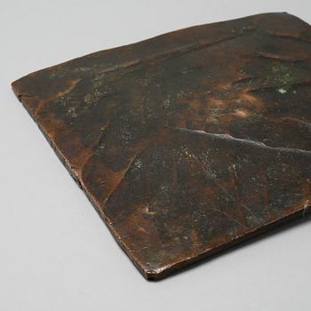 PLÅTMYNT, 4 daler, daterad 1721.