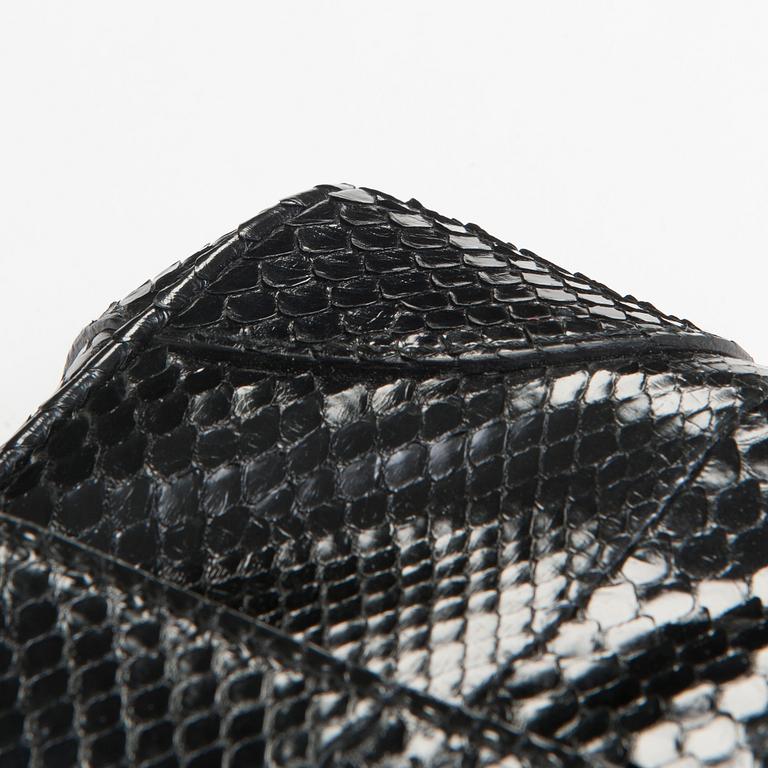 CLUTCH, Ralph Laurent, a black snakeskin embossed shoulder bag / clutch bag, Ralph Lauren.