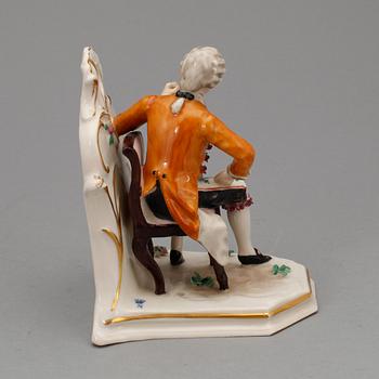 FIGURIN, porslin, Neapelliknande märke, 1900-talets första hälft.