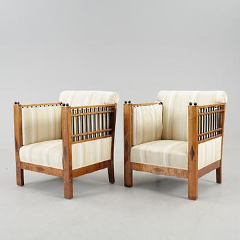 FÅTÖLJER, ett par, Karl Johan stil, 1900-talets början.