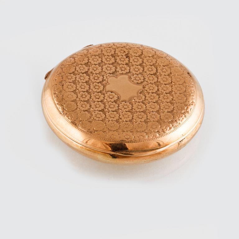 DOSA, 14K guld, vikt 13,7 gram.