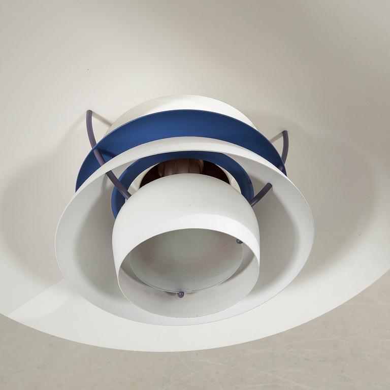 Poul Henningsen, taklampa, "PH5", Louis Poulsen, Danmark.