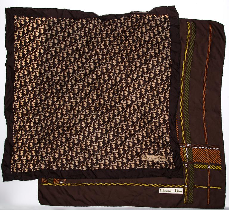 HUIVEJA, 2 kpl, Christian Dior.