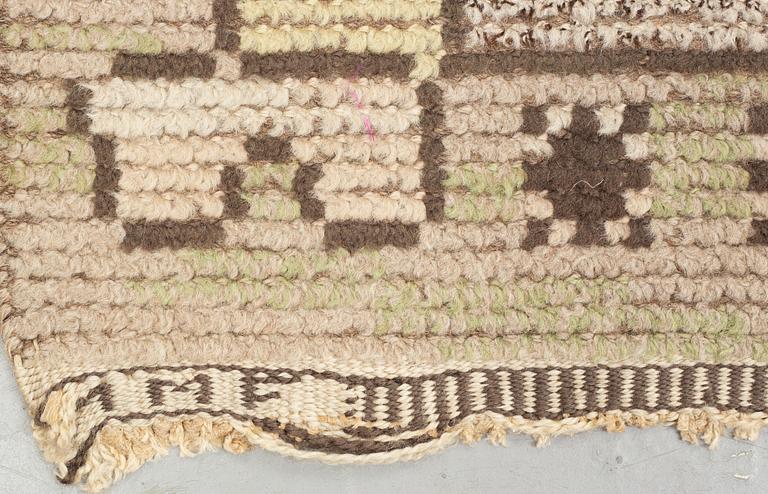 Märta Måås-Fjetterström, a carpet, "Eken", knotted pile, ca 309 x 205-209 cm, signed MMF.