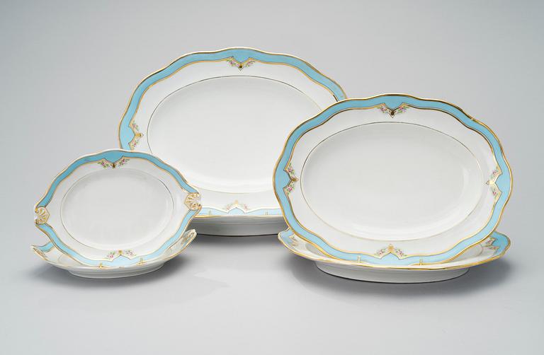 A 19th CENTURY PORCELAIN DINNER SERVICE, 53 pcs, Central Europe.