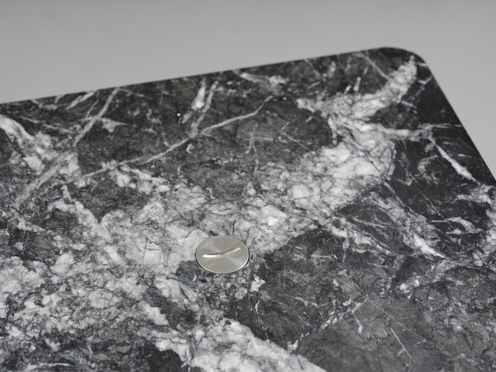 Per Söderberg, matbord, "NEB Dining Table", No Early Birds, Stockholm, 2022.