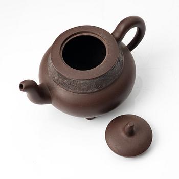 Zhou Guizhen, A brown yixing teapot, China, 1980/90s.