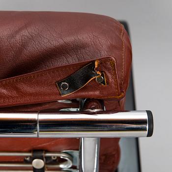 YRJÖ KUKKAPURO, A pair of late 1900s open armchairs, "Remmi" Avarte.