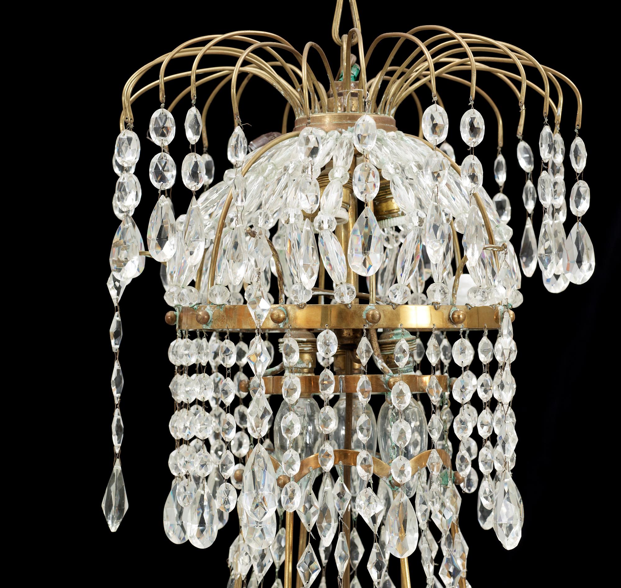 LJUSKRONA, sengustaviansk stil. 1800/1900-tal. H ca 86.