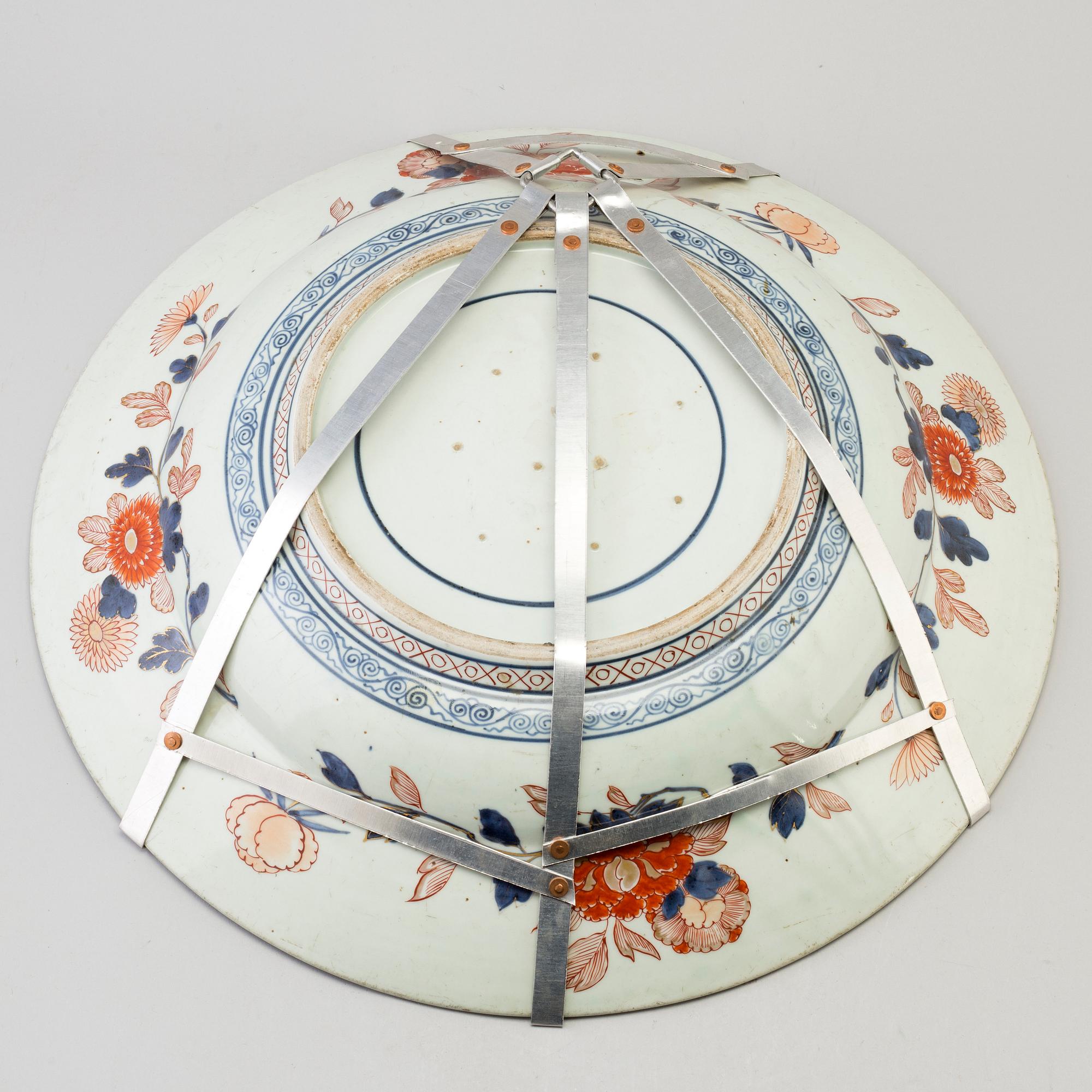 A 18th century Japanese porcelain plate.