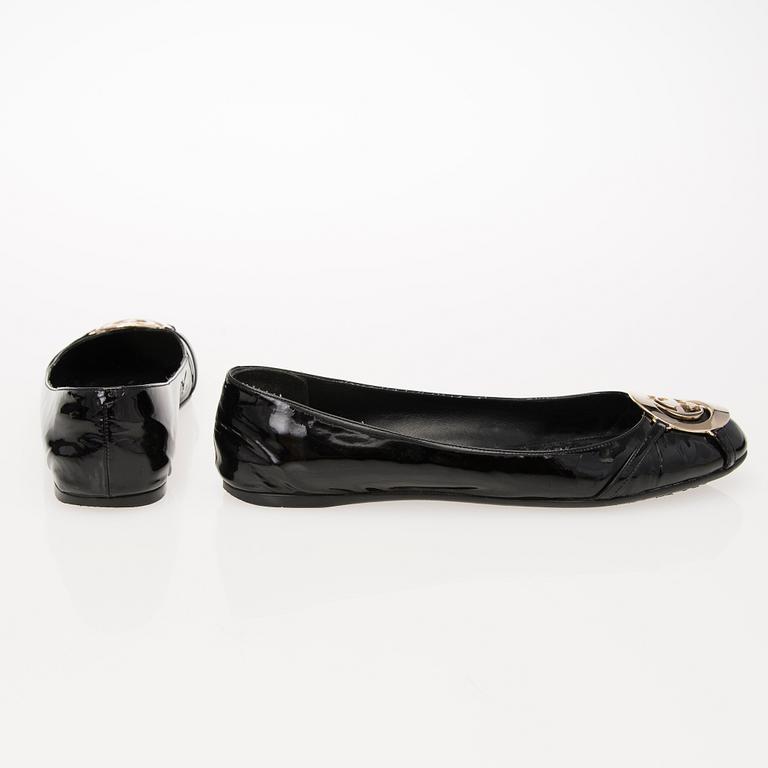 A Pair of Black Leather Ballerinas, size 40.