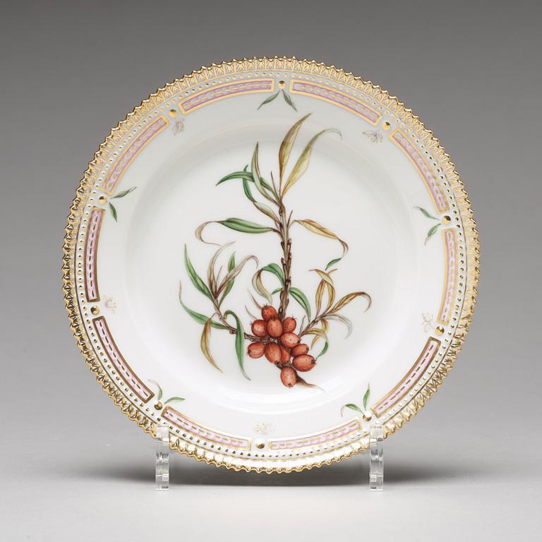 A set of 7 Royal Copenhagen "Flora Dancia" dishes, Denmark, 20th Century.