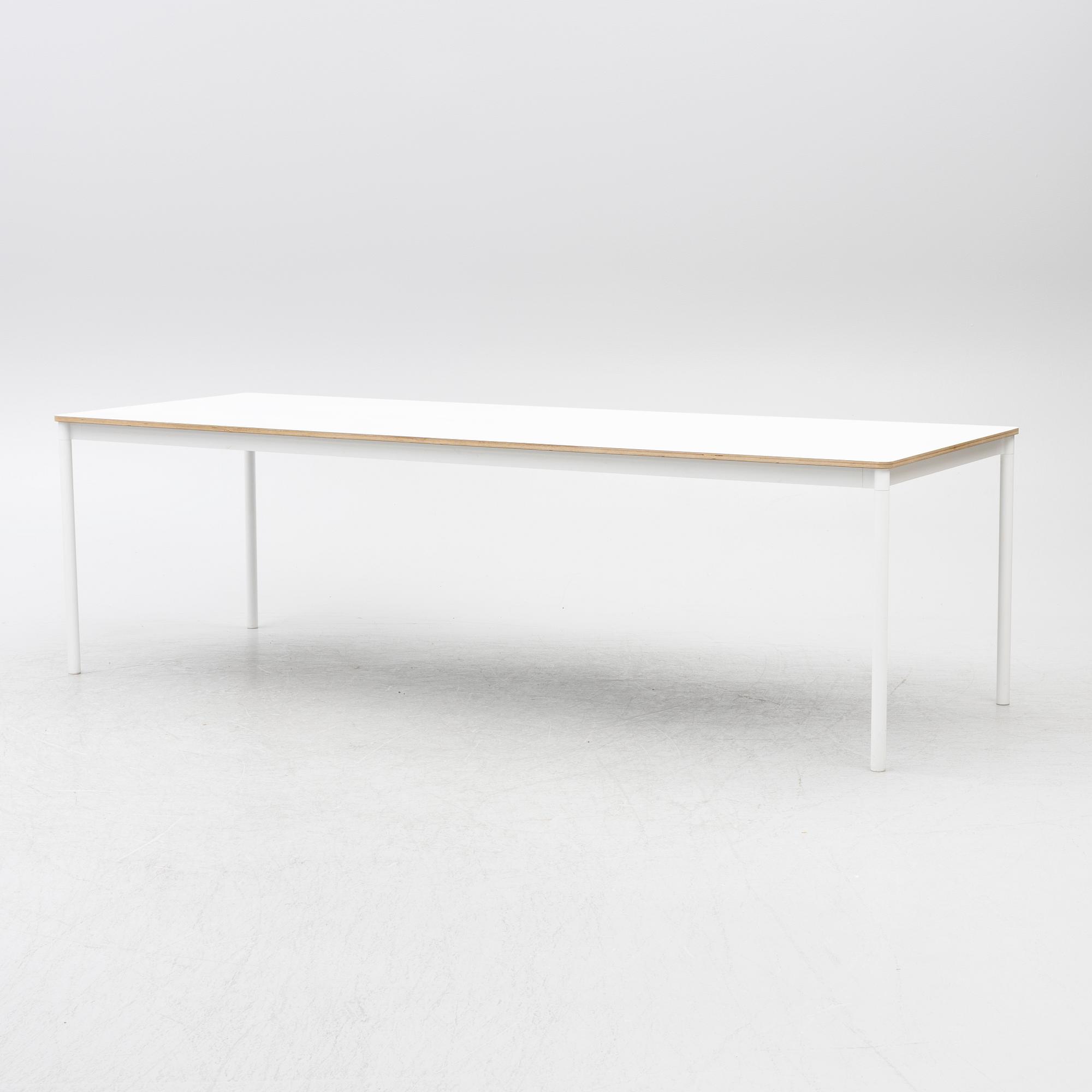 Mika Tolvanen, dining table "Base", Muuto,
