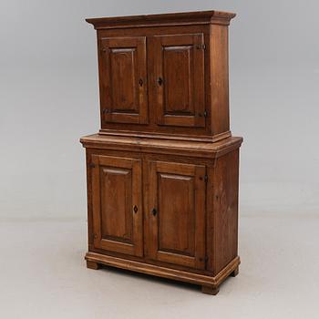 SKÅP, 1800-talets första hälft.