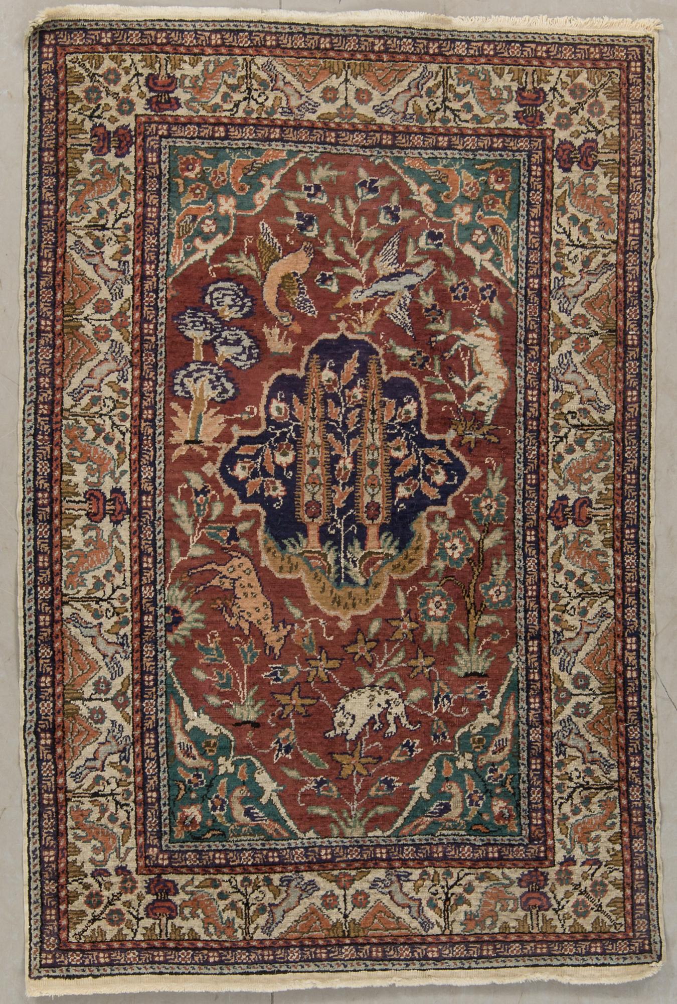 MATTA, old, Kayseri, silke, figural, ca 136 x 90 cm.