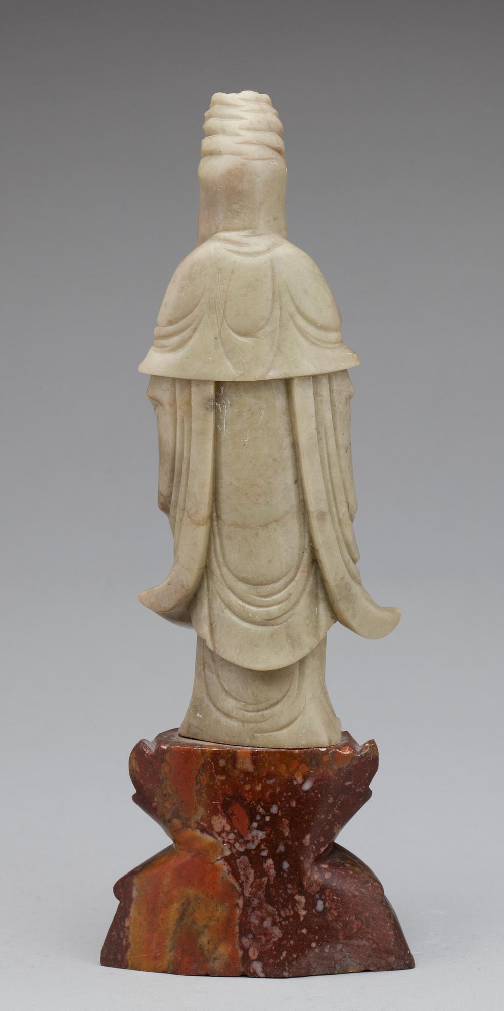 FIGUR, soapstone, Kina, 1900-tal.