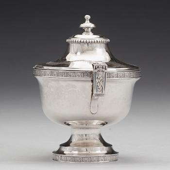 A Swedish 18th century silver sugar-bowl, mark of Melchior Faust, Göteborg 1786.