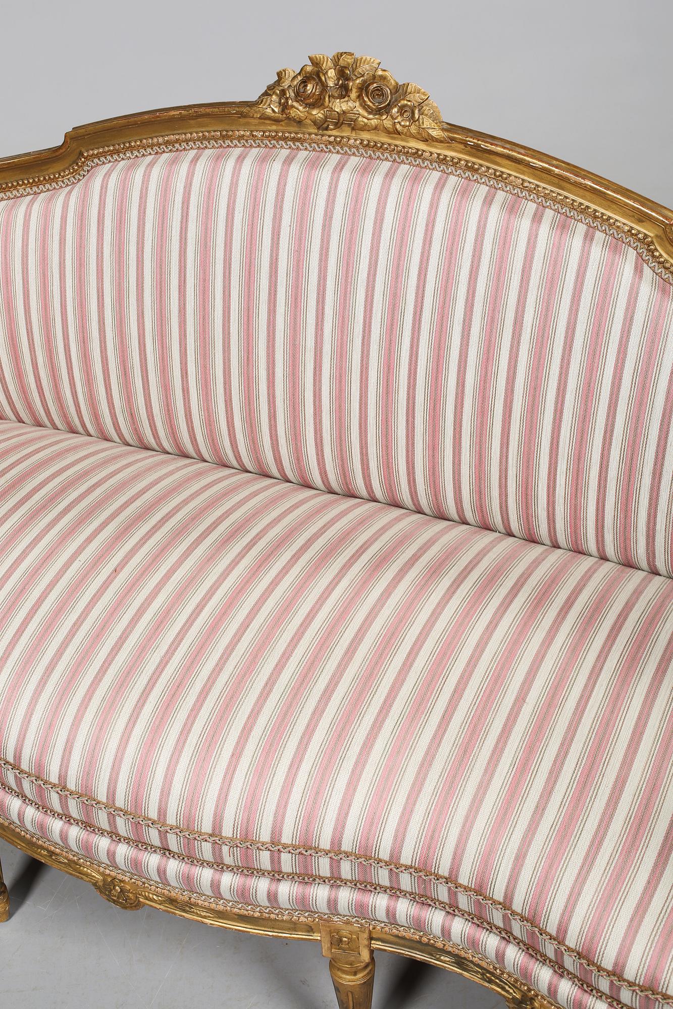 SOFFA, gustaviansk stil, 1900-talets första hälft.