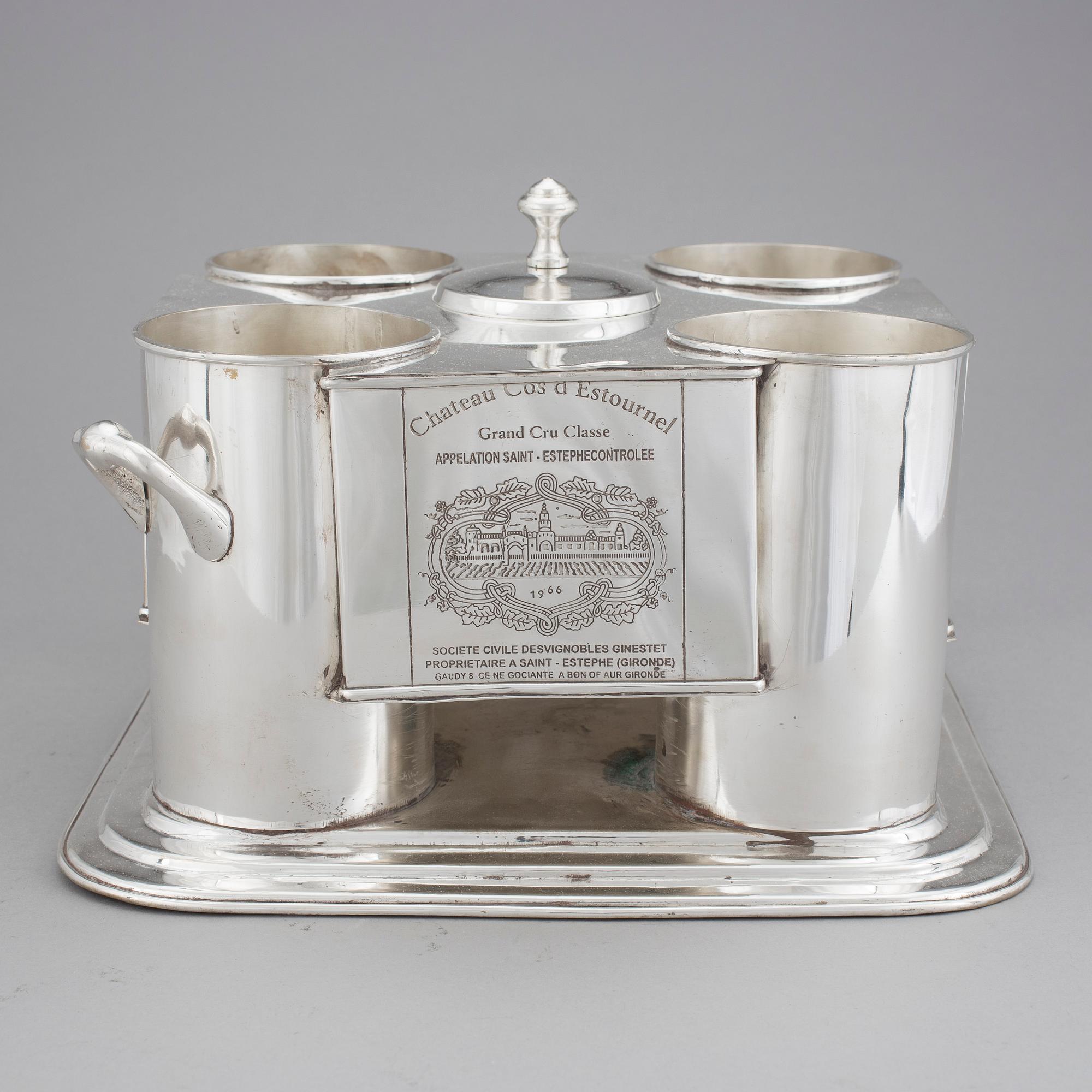 VITVINKYLARE, för fyra flaskor, 1900-talets slut.