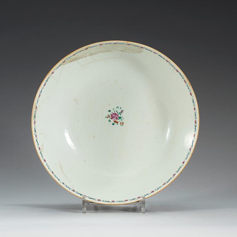 BÅLSKÅL, kompaniporslin. Qing dynastin, Qianlong (1736-95).