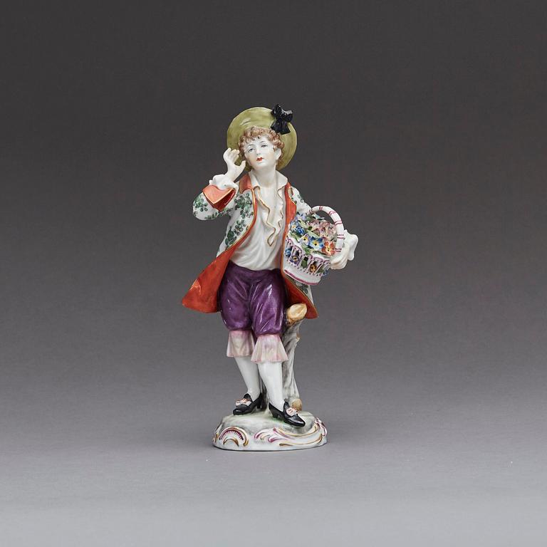 FIGURIN, Rudolstadt-Volkstedt, porslin, 1900-talets första hälft.