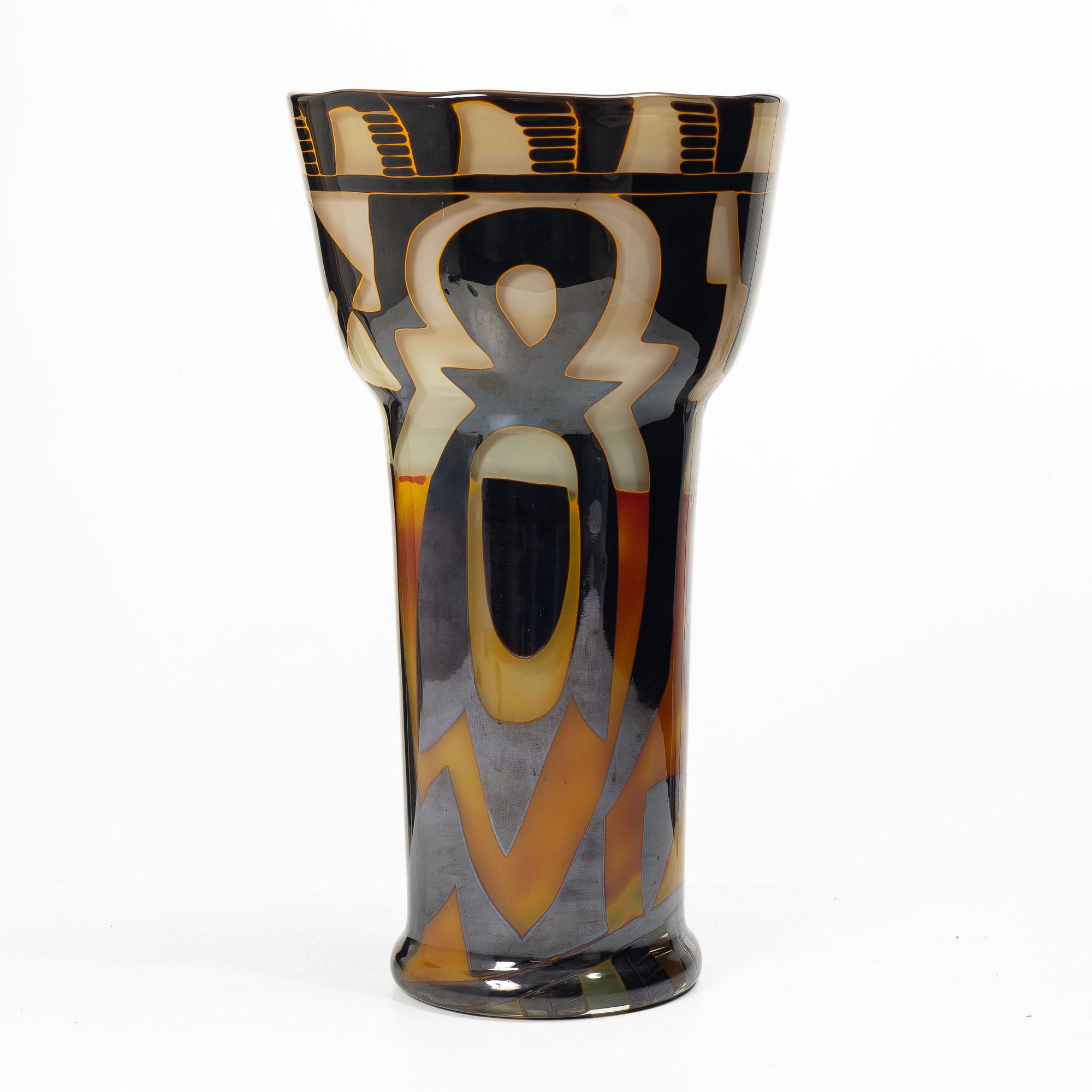 Eva Englund, a unique graal glass vase, Muraya 1990.