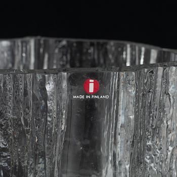 Tapio Wirkkala, a 'Gerania' glass vase, model 3431, Iittala, Finland.