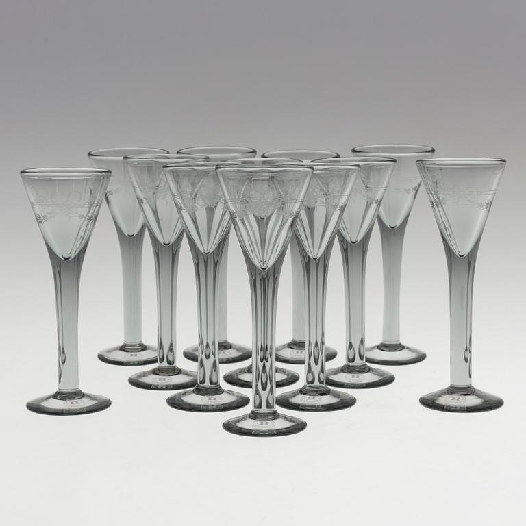 A set of 12 "Antik" snaps glasses by Reimyre.