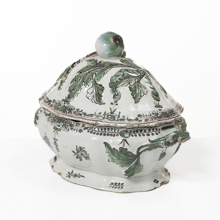 A faience lidded turrine, France, 18th/19th century.